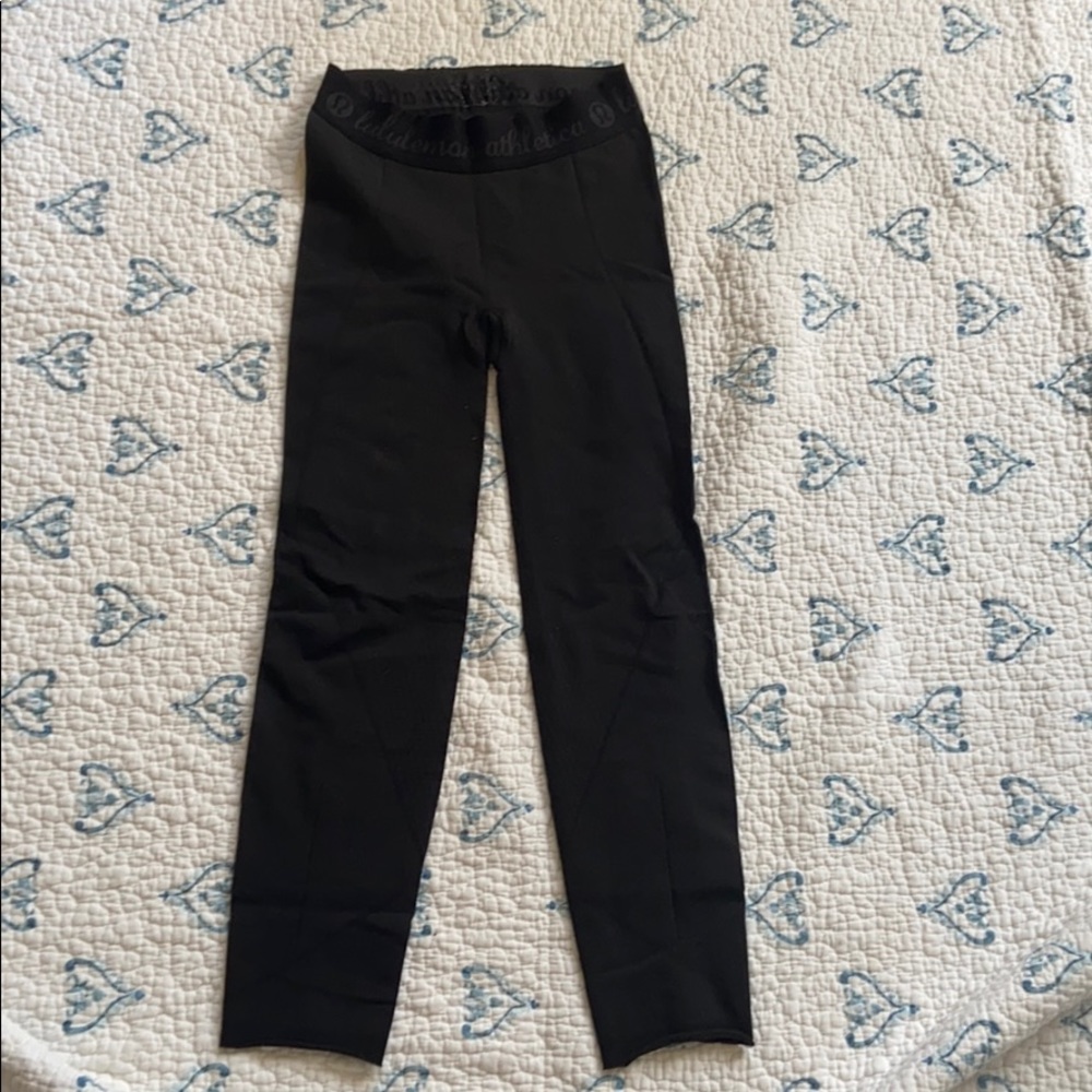 Lulu lemon detailed leggings